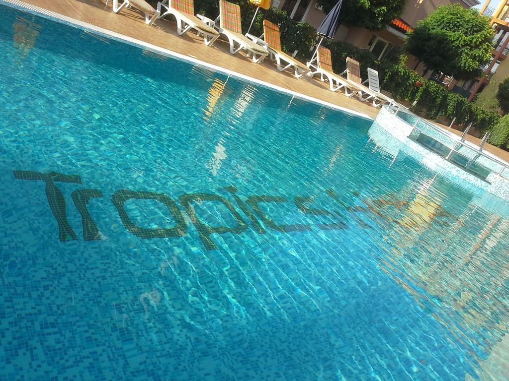 Tropics Hotel Sveti Vlas Exterior photo
